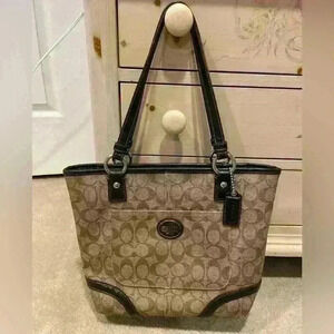 COACH vintage tote shoulder bag